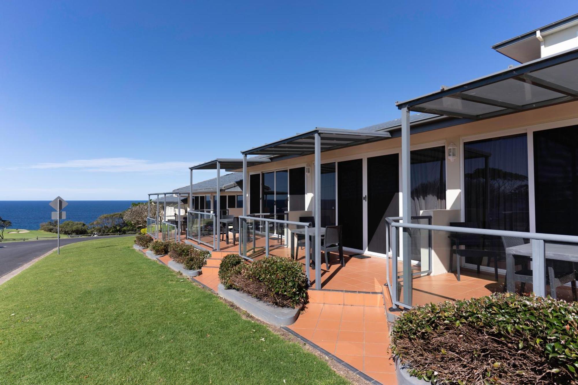 Amooran Oceanside Apartments And Motel Narooma Dış mekan fotoğraf