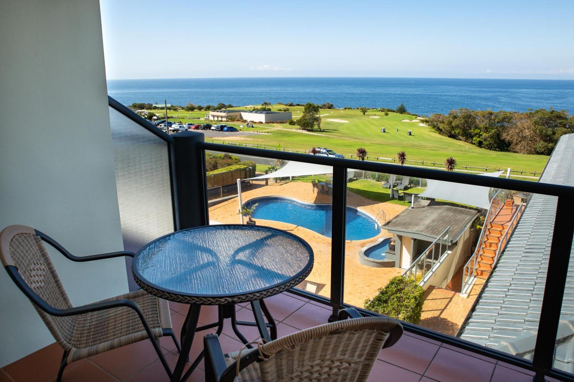 Amooran Oceanside Apartments And Motel Narooma Dış mekan fotoğraf