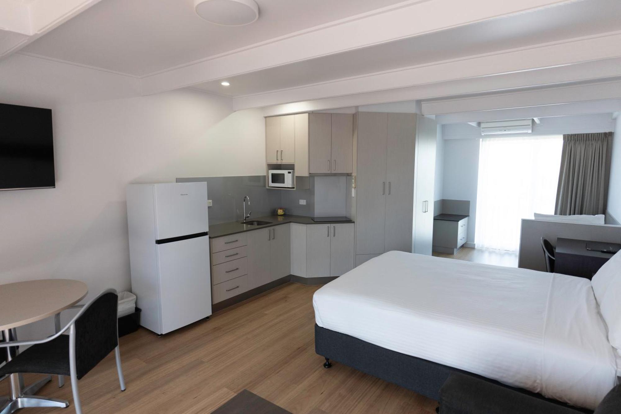 Amooran Oceanside Apartments And Motel Narooma Dış mekan fotoğraf
