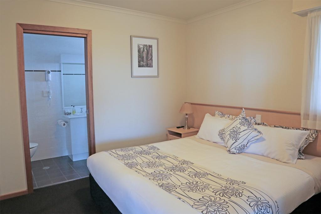 Amooran Oceanside Apartments And Motel Narooma Dış mekan fotoğraf